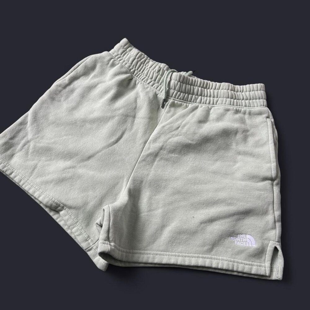 The North Face green cotton sweat shorts #outdoor  Size medium Women’s    Vintag